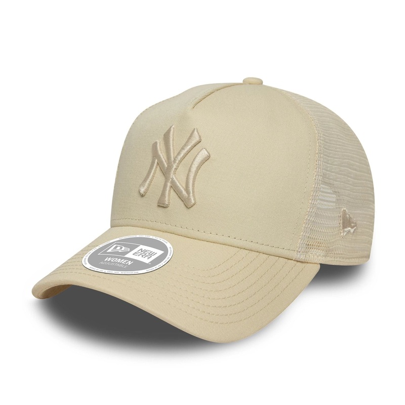 New York Yankees Womens MLB League Essential Cream 9FORTY A-Frame Trucker Adjustable Cap