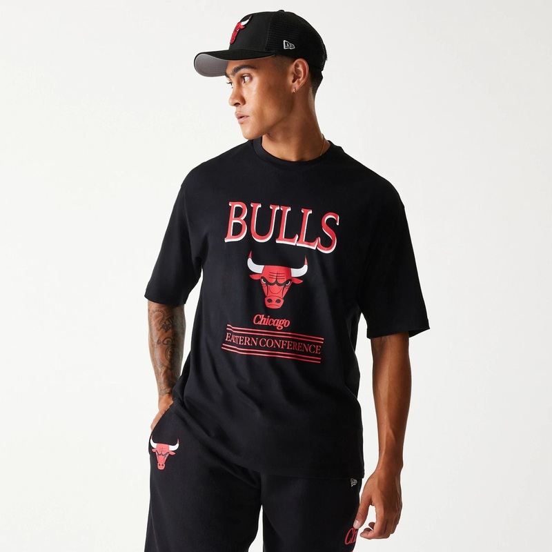 Chicago Bulls NBA Team Graphic Black Oversized T-Shirt
