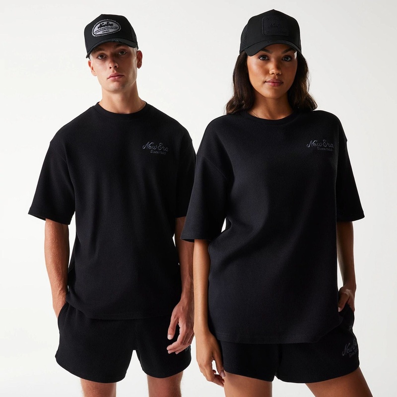 New Era Waffle Black Oversized T-Shirt