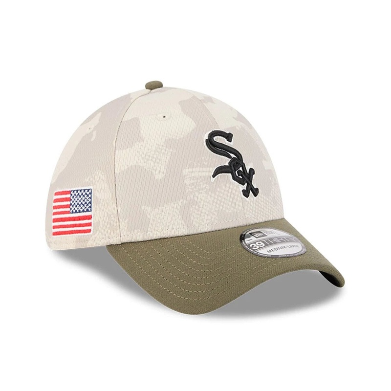 Chicago White Sox MLB Armed Forces Day 2025 Light Beige 39THIRTY Stretch Fit Cap