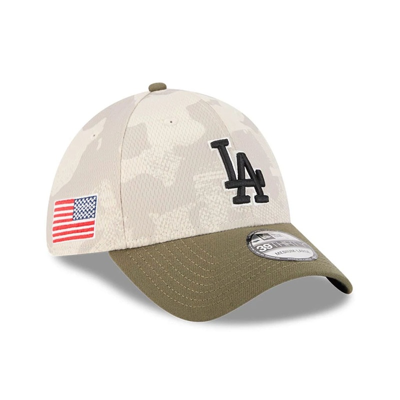 LA Dodgers MLB Armed Forces Day 2025 Light Beige 39THIRTY Stretch Fit Cap
