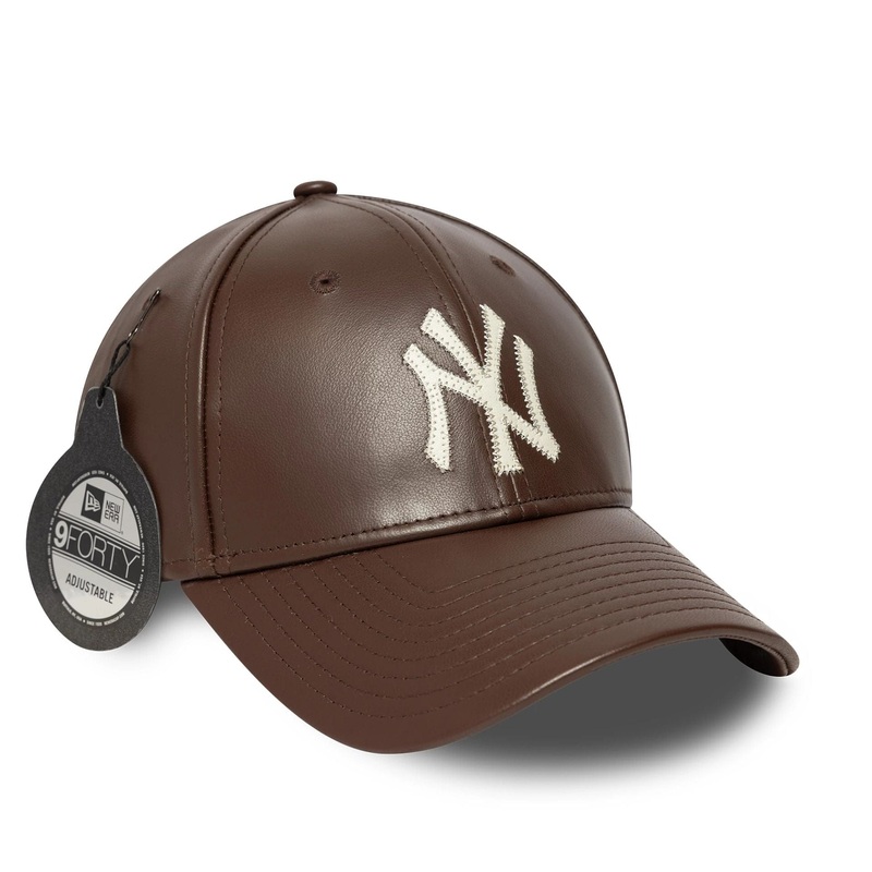 MLB Leather New York Yankees Dark Brown 9FORTY Adjustable Cap
