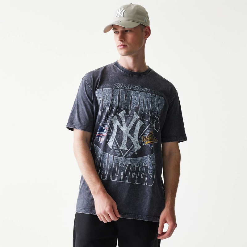 New York Yankees MLB Sport Classic Navy T-Shirt