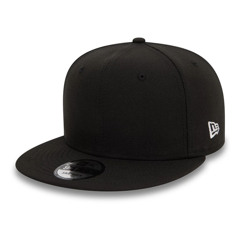 New Era Essential Black 9FIFTY Snapback Cap