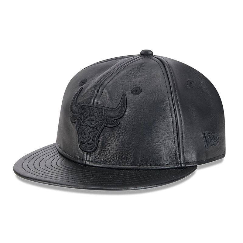 Chicago Bulls Genuine Leather Black Retro Crown 9FIFTY Strapback Cap
