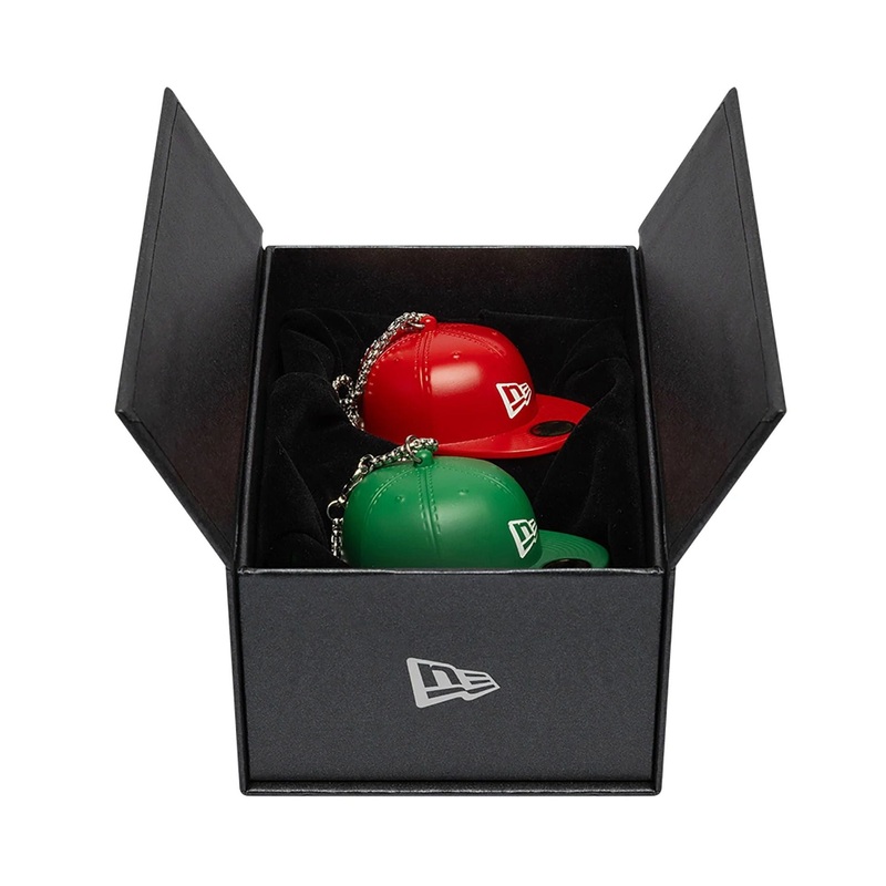 New Era Double Pack Red and Green Festive Hanging Ornaments