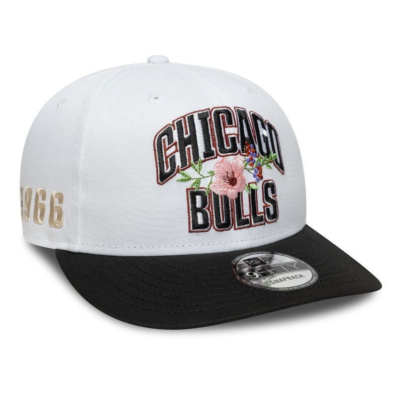 Chicago Bulls NBA Wordmark White 9FIFTY Snapback Adjustable Cap