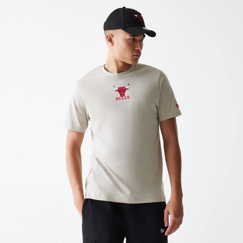 Chicago Bulls NBA Logo Cream T-Shirt