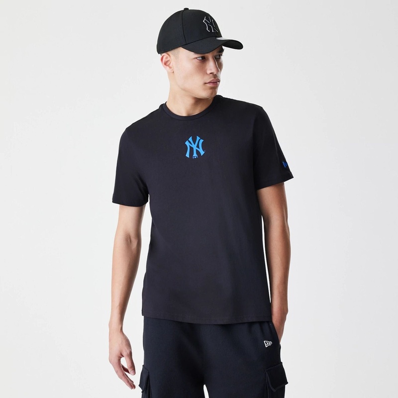 New York Yankees MLB Logo Black T-Shirt