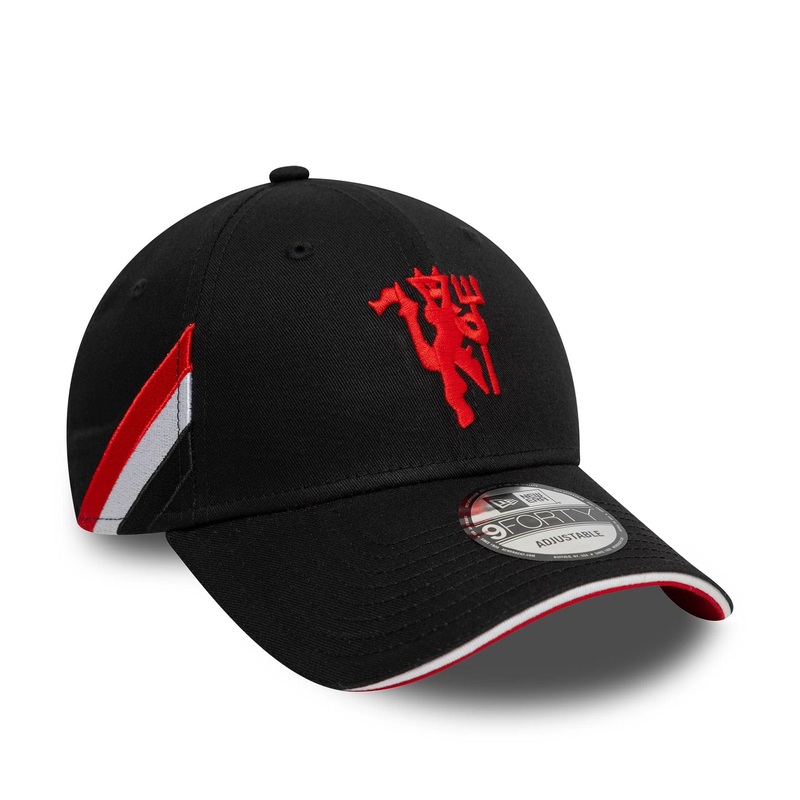 Manchester United FC Flag Black 9FORTY Adjustable Cap