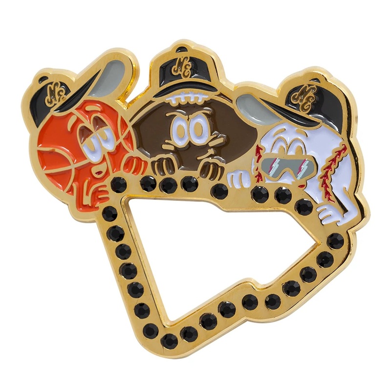 New Era Logo Frame 59FIFTY Day Black Pin Badge