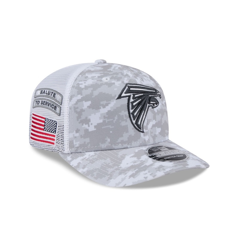 Atlanta Falcons 2024 Salute to Service 9SEVENTY Trucker Hat