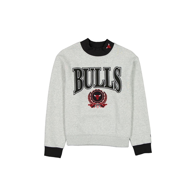 Chicago Bulls Throwback Prep Women’s Mockneck Sweatshirt