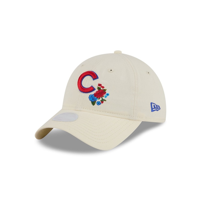 Chicago Cubs Women’s Floral Stitch 9TWENTY Adjustable Hat